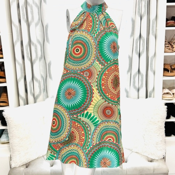 Emery Rose Multicolor Geometric
Halter Dress Size M NWT - Picture 2 of 9